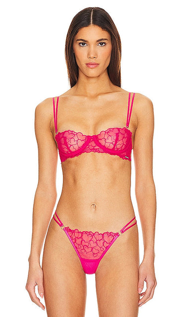 BLUEBELLA Valentina Bra in Fuchsia - Soutien-gorge BLUEBELLA Valentina en Fuchsia - BLUEBELLA Valentina 紫红色文胸 - BLUEBELLA Valentina BH in Fuchsia - BLUEBELLA Valentina 브라 - BLUEBELLA Valentina Reggiseno in Fucsia