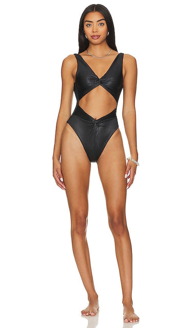 BOAMAR Cheryl One Piece in Black - BOAMAR Cheryl une pièce en noir - BOAMAR Cheryl 一件黑色单品 - BOAMAR Cheryl Einteiler in Schwarz - BOAMAR 셰릴 원피스 - BOAMAR Cheryl Costume intero in nero