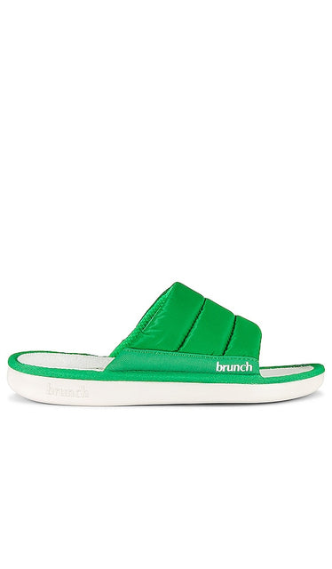 Brunch Poolside in Green | Men's Sandals & Slides in Grass