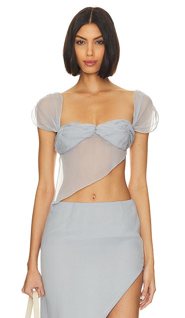 BUCI Della Top in Baby Blue - Haut BUCI Della en bleu bébé - BUCI Della 淡蓝色上衣 - BUCI Della Top in Babyblau - BUCI Della 탑 - BUCI Della Top in celeste