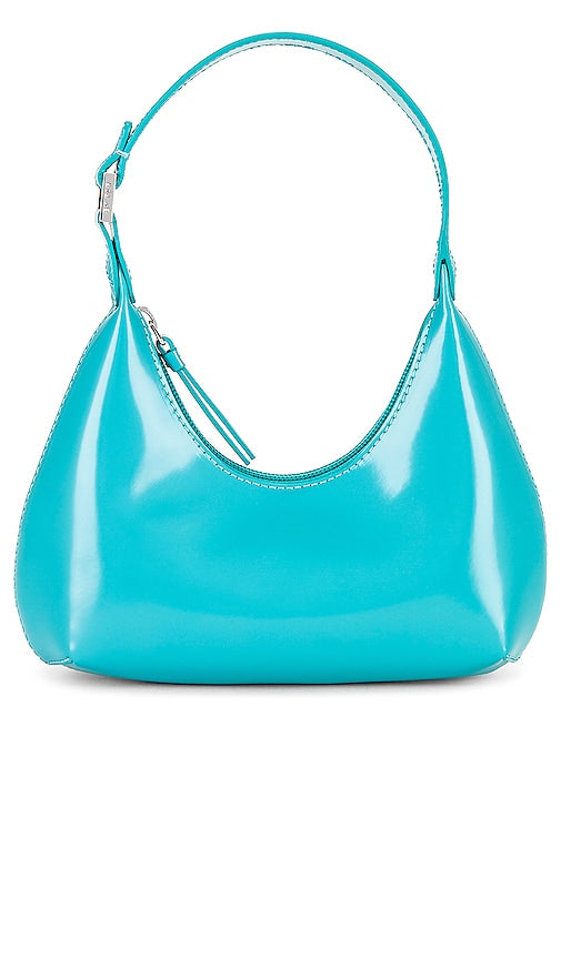 BY FAR Baby Amber Shoulder Bag in Baby Blue - BY FAR Baby Amber Sac à bandoulière en bleu bébé - BY FAR 淡蓝色 Baby Amber 单肩包 - BY FAR Baby Amber Umhängetasche in Babyblau - BY FAR 베이비 앰버 숄더백 베이비 블루 색상 - BY FAR Borsa a tracolla Baby Amber in Baby Blue