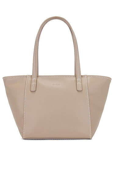 BY FAR Bar Tote in Taupe - BY FAR Cabas de bar en taupe - BY FAR 灰褐色条形托特包 - BY FAR Bar-Tragetasche in Taupe - BY FAR 바 토트백 - Borsa tote bar BY FAR in grigio talpa