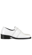 BY FAR Cyril Loafer in White - BY FAR - Mocassins Cyril en Blanc - BY FAR 白色 Cyril 乐福鞋 - BY FAR Cyril Loafer in Weiß - BY FAR 시릴 로퍼 화이트 색상 - Mocassino BY FAR Cyril in bianco