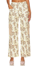 BY.DYLN Edwards Jeans in Cream - BY.DYLN - Edwards - Jean crème - BY.DYLN Edwards 奶油色牛仔裤 - BY.DYLN Edwards Jeans in Creme - BY.DYLN Edwards 진 크림 색상 - BY.DYLN Jeans Edwards color crema