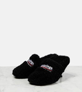 Balenciaga Furry Closed teddy pumps