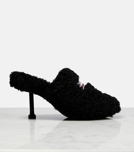 Balenciaga Furry Closed teddy pumps