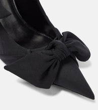 Balenciaga Knife Knot bow-detail pumps