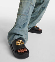 Balenciaga Rise BB leather platform slides