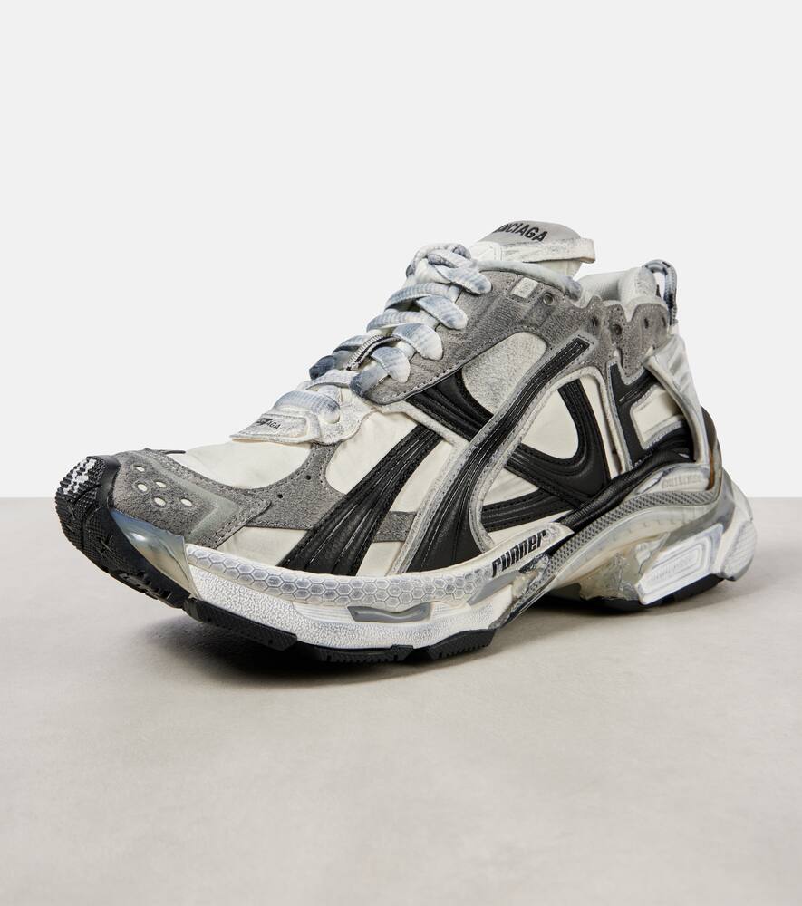 Balenciaga Runner sneakers