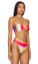 Baobab Vera Bikini Top in Fuchsia