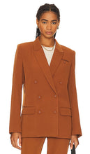 Bardot Sloane Classic Blazer in Brown - Bardot - Blazer classique Sloane en marron - Bardot Sloane 棕色经典西装外套 - Klassischer Bardot-Sloane-Blazer in Braun - Bardot Sloane 클래식 블레이저 브라운 색상 - Blazer classico Bardot Sloane in marrone