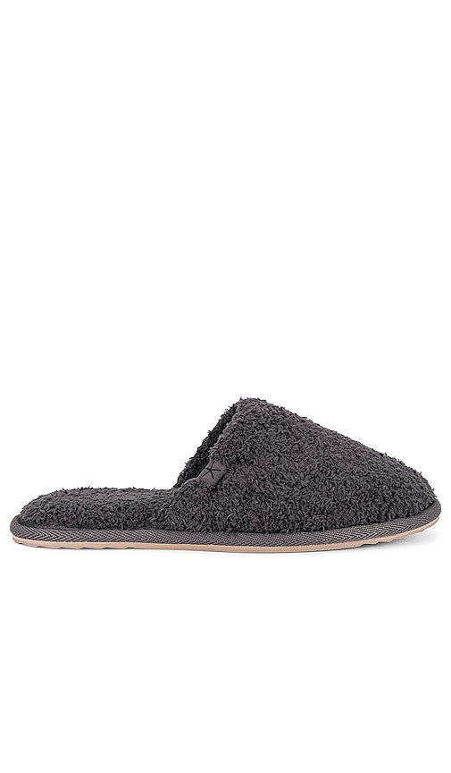 Barefoot Dreams CozyChic Ribbed Slipper in Charcoal - Barefoot Dreams Chaussons côtelés CozyChic en charbon de bois - Barefoot Dreams CozyChic 木炭色罗纹拖鞋 - Barefoot Dreams CozyChic gerippter Slipper in Anthrazit - Barefoot Dreams 차콜 코지시크 골지 슬리퍼 - Barefoot Dreams CozyChic Pantofola a coste in carbone