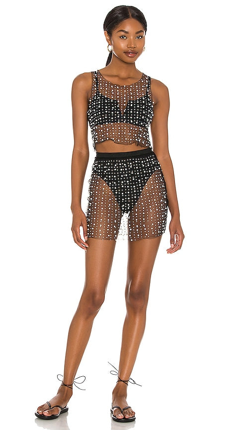 Beach Bunny Glitzy Girl Mesh Pearl Top & Skirt Set in Black - Beach Bunny Glitzy Girl - Ensemble haut et jupe en maille perlée en noir - Beach Bunny Glitzy Girl 黑色网眼珍珠上衣和裙子套装 - Beach Bunny Glitzy Girl Mesh-Perlen-Top und Rock-Set in Schwarz - Beach Bunny Glitzy Girl 메쉬 펄 탑 & 스커트 세트 (블랙) - Set top e gonna con perle in rete da ragazza sfavillante Beach Bunny in nero