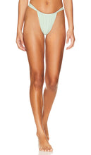 Belle The Label Bare Bikini Bottom in Mint - Bas de bikini nu Belle The Label en menthe - Belle The Label 薄荷色裸露比基尼泳裤 - Belle The Label Bare Bikinihose in Mint - Belle The Label 베어 비키니 하의 민트 색상 - Slip bikini nudo di Belle The Label color menta