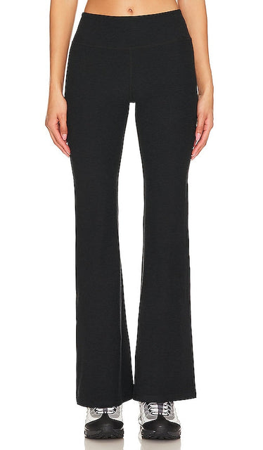 Beyond Yoga Spacedye 90's Low Rise Pant in Black - Pantalon taille basse Beyond Yoga Spacedye 90's en noir - Beyond Yoga Spacedye 90's 黑色低腰裤 - Beyond Yoga Spacedye 90's Low Rise Hose in Schwarz - Beyond Yoga Spacedye 90's 로우라이즈 팬츠 블랙 색상 - Pantaloni a vita bassa Beyond Yoga Spacedye anni '90 in nero