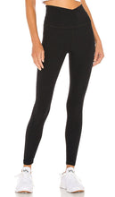 Beyond Yoga Spacedye At Your Leisure High Waisted Midi Legging in Black - Beyond Yoga Spacedye At Your Leisure Legging mi-long taille haute en noir - Beyond Yoga 段染休闲黑色高腰中长打底裤 - Beyond Yoga Spacedye At Your Leisure Midi-Leggings mit hoher Taille in Schwarz - Beyond Yoga Spacedye At Your Leisure 블랙 하이웨이스트 미디 레깅스 - Beyond Yoga Spacedye At Your Leisure Legging midi a vita alta in nero