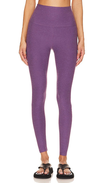 Beyond Yoga Spacedye Caught in The Midi Legging in Purple - Beyond Yoga Spacedye pris dans le legging midi en violet - Beyond Yoga 段染紫色中长打底裤 - Beyond Yoga Spacedye Caught in der Midi-Leggings in Lila - Beyond Yoga Spacedye, 퍼플 컬러의 미디 레깅스 - Beyond Yoga Spacedye Caught in The Midi Legging in viola