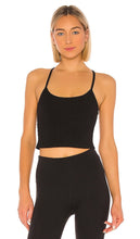 Beyond Yoga Spacedye Cropped Tank in Black - Beyond Yoga - Débardeur court teint par espacement en noir - Beyond Yoga 段染黑色短款背心 - Beyond Yoga Spacedye Kurzes Tanktop in Schwarz - Beyond Yoga Spacedye 크롭 탱크탑 - Canotta corta Beyond Yoga Spacedye in nero