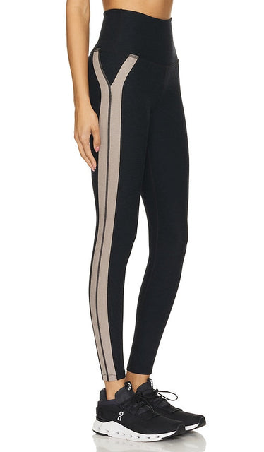 Beyond Yoga Spacedye Top Line Midi Legging in Black - Beyond Yoga - Legging mi-long Top Line Spacedye - Noir - Beyond Yoga 段染顶线黑色中长打底裤 - Beyond Yoga Spacedye Top Line Midi-Leggings in Schwarz - Beyond Yoga Spacedye 탑라인 미디 레깅스 블랙 색상 - Legging midi Beyond Yoga Spacedye Top Line in nero