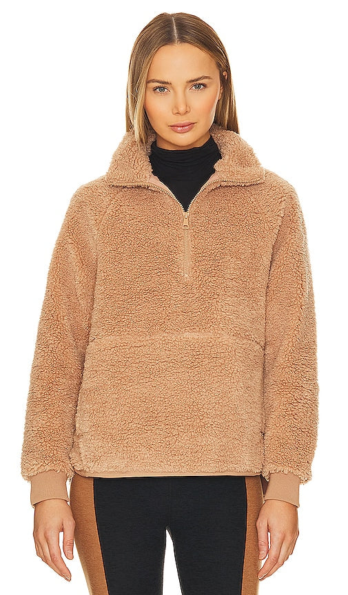 Beyond Yoga Take Flight Sherpa Pullover in Brown - Beyond Yoga - Pull Sherpa Take Flight en marron - Beyond Yoga Take Flight 棕色夏尔巴套头衫 - Beyond Yoga Take Flight Sherpa-Pullover in Braun - Beyond Yoga Take Flight 셰르파 풀오버 브라운 색상 - Beyond Yoga Take Flight Sherpa Pullover in marrone