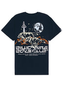 Billionaire Boys Club Wolves Short Sleeve Oversized Tee in Blue - Billionaire Boys Club Wolves - T-shirt oversize à manches courtes en bleu - Billionaire Boys Club Wolves 蓝色短袖超大 T 恤 - Billionaire Boys Club Wolves kurzärmliges, übergroßes T-Shirt in Blau - Billionaire Boys Club Wolves 반소매 오버사이즈 티셔츠 블루 색상 - T-shirt oversize a maniche corte Billionaire Boys Club Wolves in blu