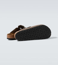 Birkenstock Boston Leve leather clogs