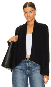 Bobi Flowy Cardigan in Black - Cardigan fluide Bobi en noir - Bobi Flowy 黑色开衫 - Bobi Flowy Cardigan in Schwarz - Bobi Flowy 가디건 블랙 색상 - Cardigan Bobi Flowy in nero