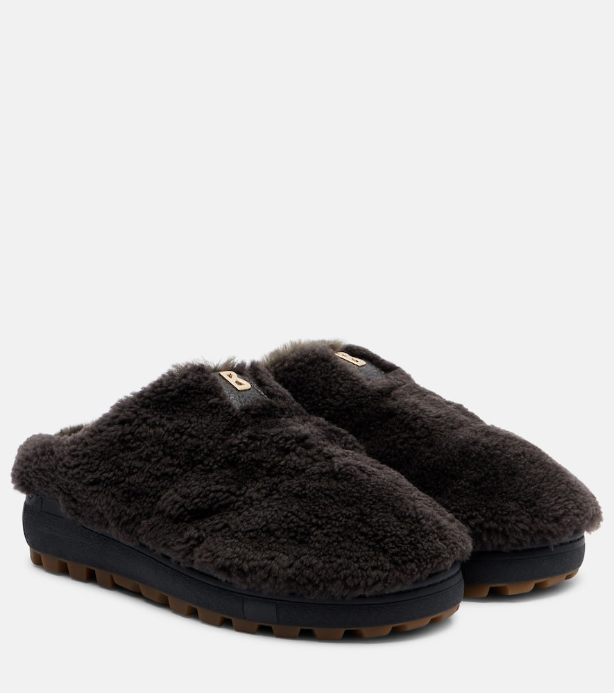 Bogner Chamonix shearling clogs