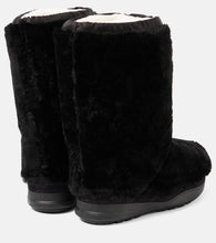 Bogner Les Arcs 9 shearling snow boots