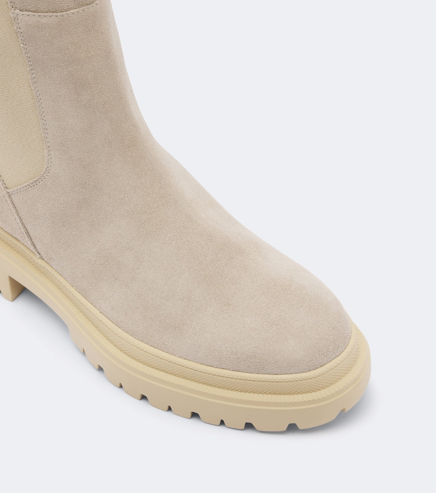 Bogner Chesa Alpina suede Chelsea boots in Beige - Flat Boots