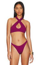 Bond Eye Carmen Bikini Top in Purple - Bond Eye - Haut de bikini Carmen en violet - Bond Eye Carmen 紫色比基尼上衣 - Bond Eye Carmen-Bikinioberteil in Lila - Bond Eye Carmen 비키니 탑 - Top bikini Bond Eye Carmen in viola