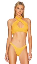 Bond Eye Carmen Crop Eco Bikini Top in Yellow - Bond Eye - Haut de bikini court écologique Carmen en jaune - Bond Eye Carmen 黄色短款生态比基尼上衣 - Bond Eye Carmen Crop Öko-Bikinioberteil in Gelb - Bond Eye 카르멘 크롭 에코 비키니 탑 옐로우 색상 - Top bikini ecologico Bond Eye Carmen corto in giallo