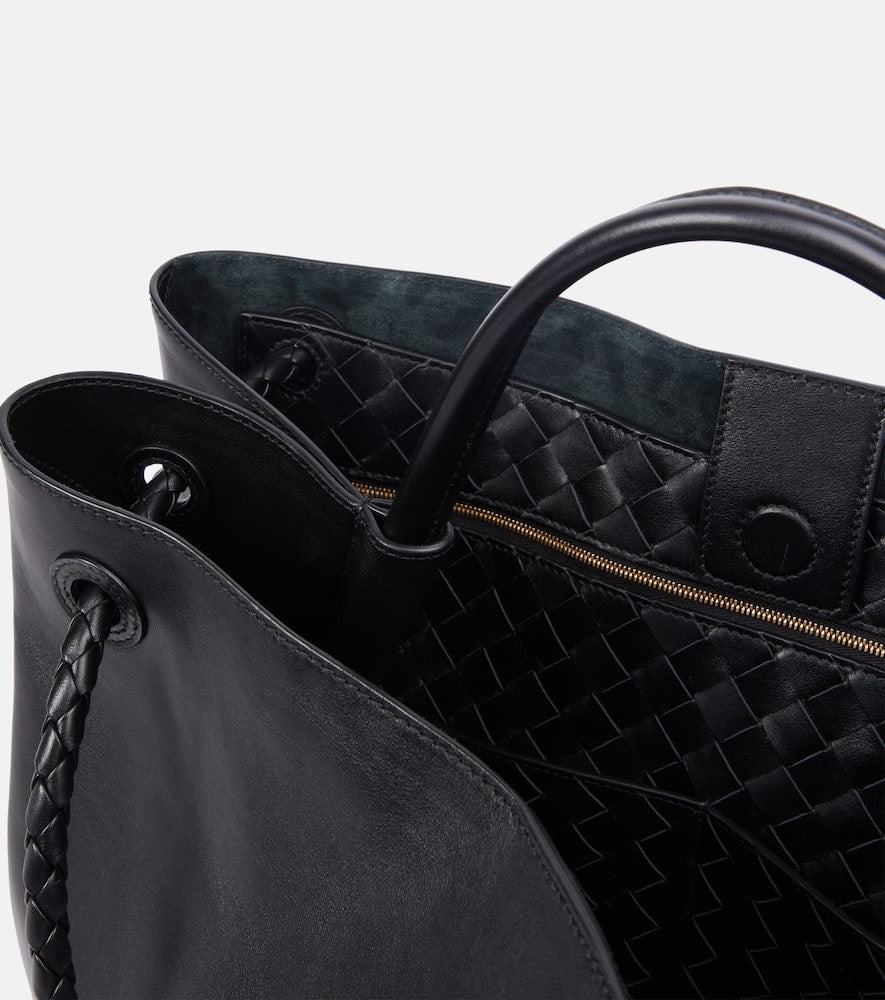 Bottega Veneta Andiamo Large leather tote bag