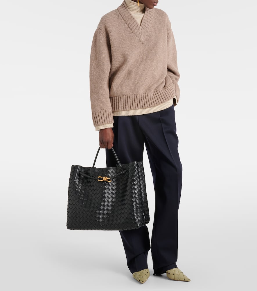 Bottega Veneta Andiamo Large leather tote bag