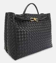 Bottega Veneta Andiamo Large leather tote bag