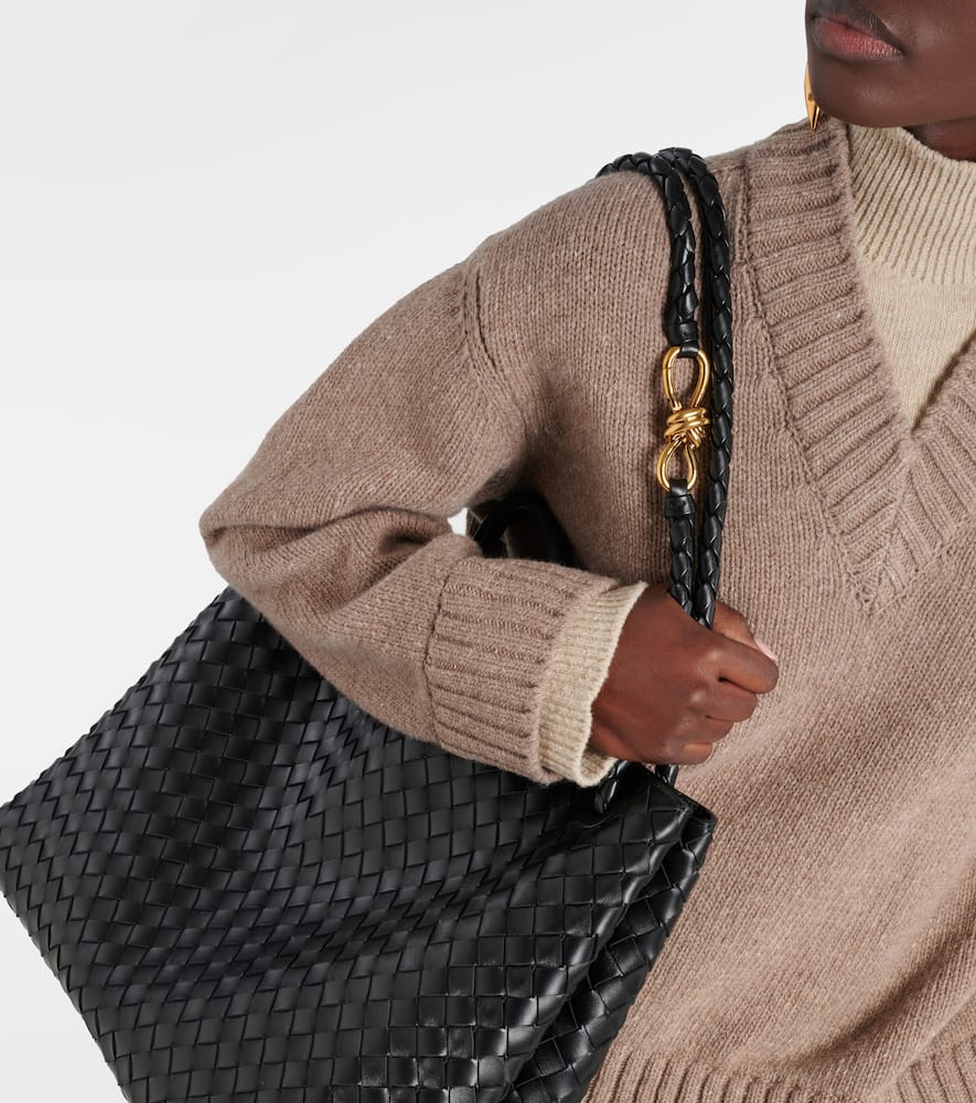 Bottega Veneta Andiamo Large leather tote bag