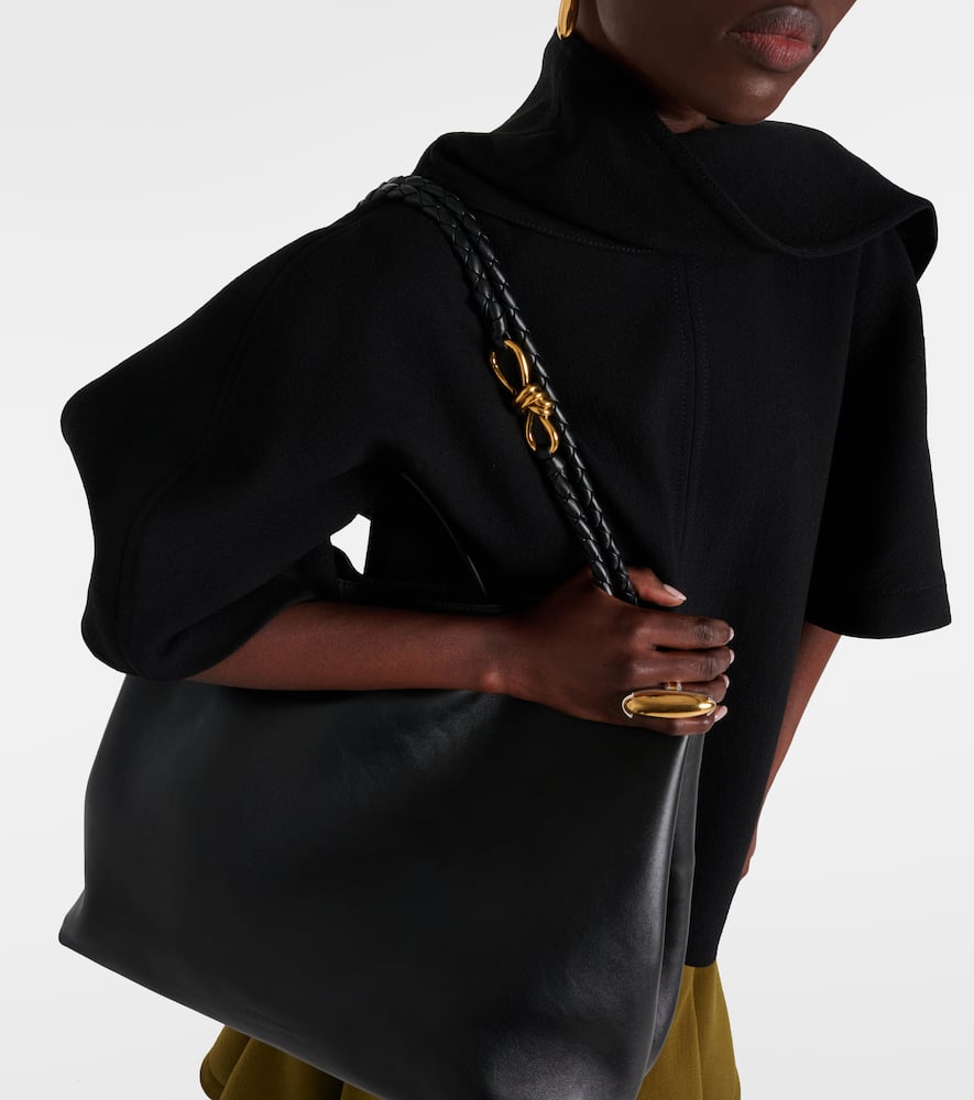Bottega Veneta Andiamo Large leather tote bag