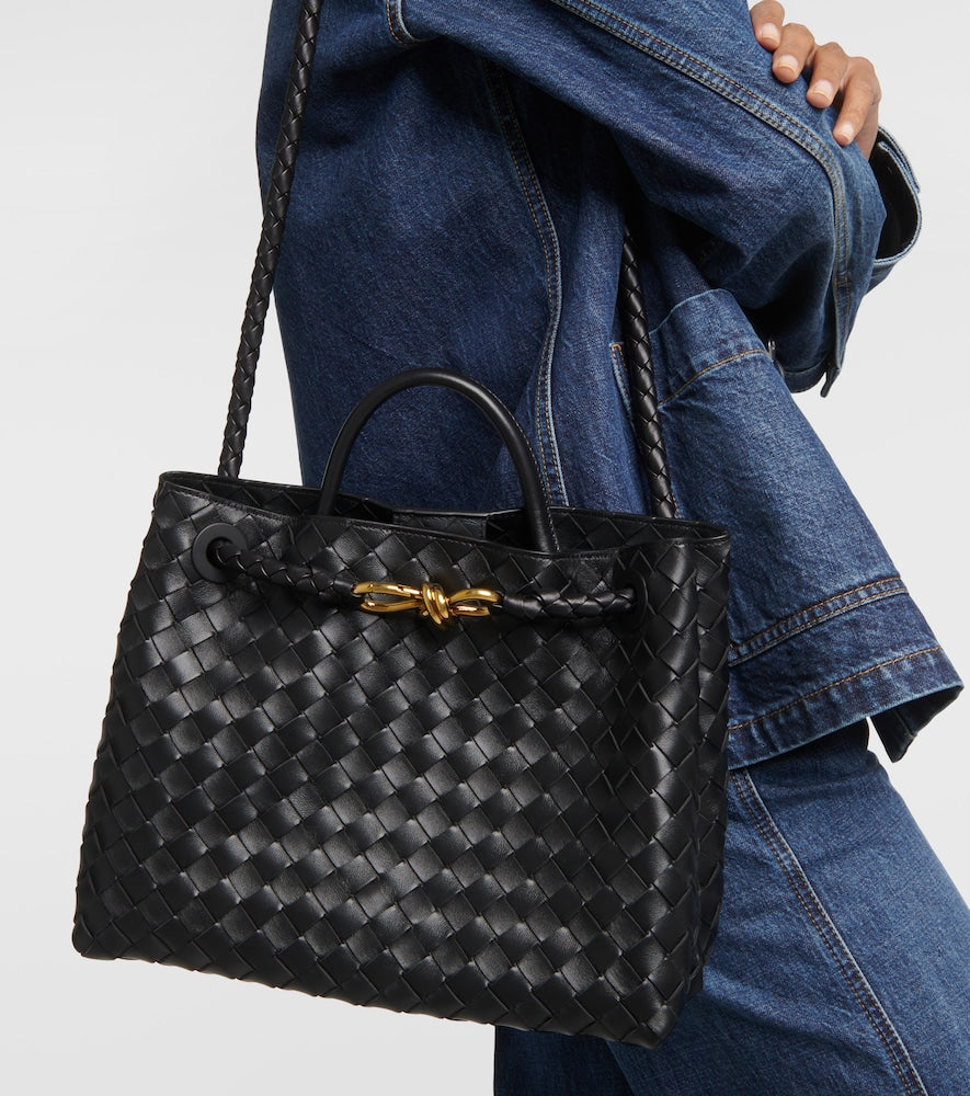 Bottega Veneta Andiamo Medium leather tote bag