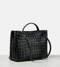 Bottega Veneta Andiamo Medium leather tote bag