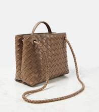 Bottega Veneta Andiamo Small Intrecciato leather tote bag