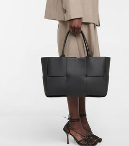 Bottega Veneta Arco Intrecciato leather tote bag