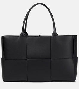 Bottega Veneta Arco Intrecciato leather tote bag. Shop Bottega Veneta Tote Bags for women now.