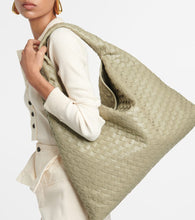 Bottega Veneta Hop Intrecciato Large leather tote bag