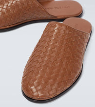 Bottega Veneta Intrecciato leather slippers