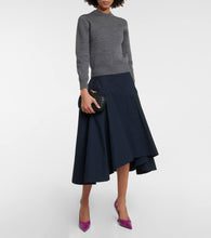 Bottega Veneta Knot Intreccio leather clutch