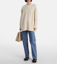 Bottega Veneta Leather Chelsea boots