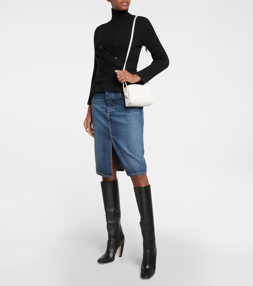 Bottega Veneta Loop Mini leather camera bag