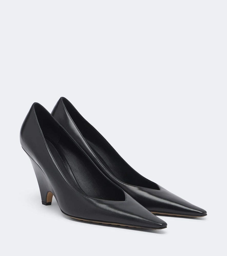 Bottega Veneta Adut leather pumps in Black - High-Heel Pumps