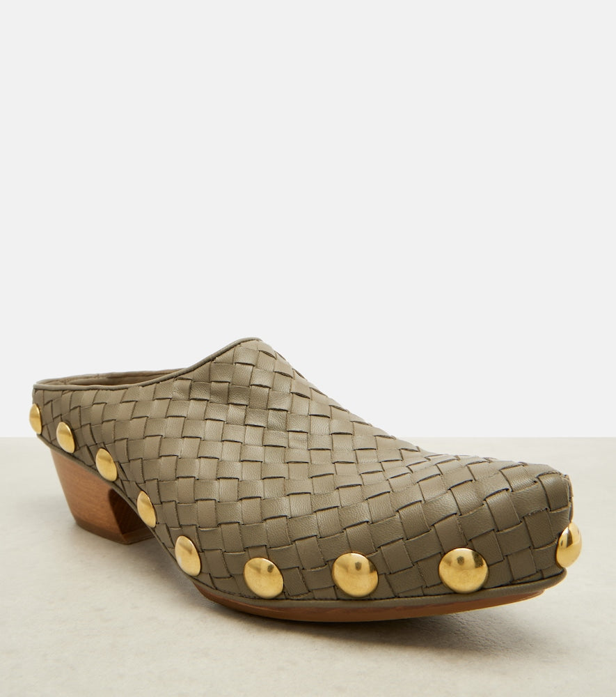 Bottega Veneta Gondola Intrecciato studded leather clogs in Green - Mid Heel Pumps