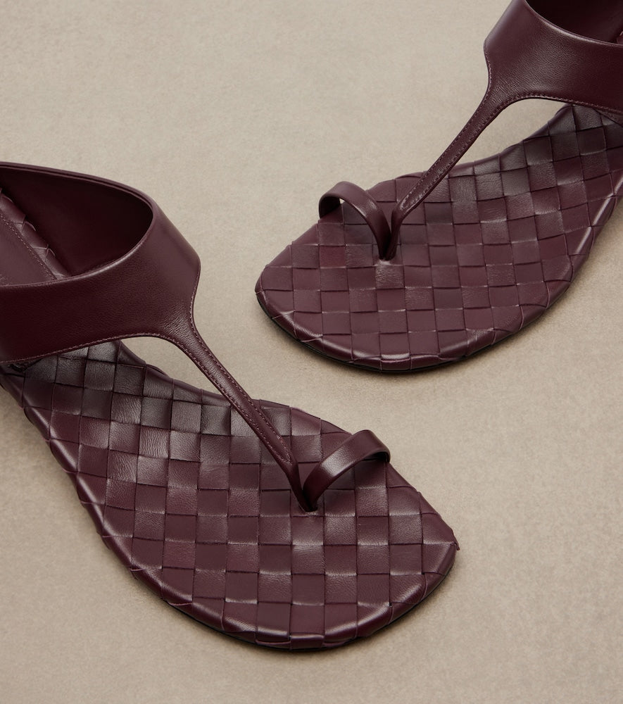 Bottega Veneta Livia Intrecciato leather thong sandals (Burgundy) - High-Heel Sandals